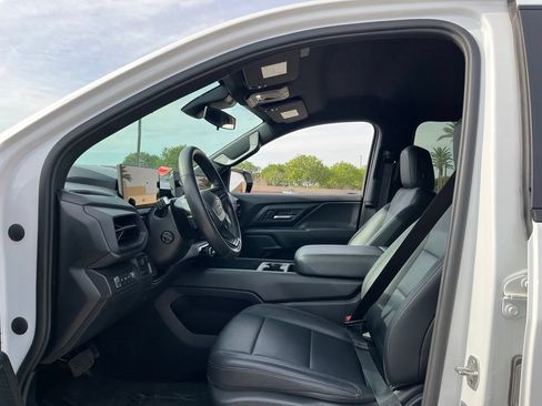 Used 2024 Chevrolet Silverado EV W/T AWD/4WD image 13