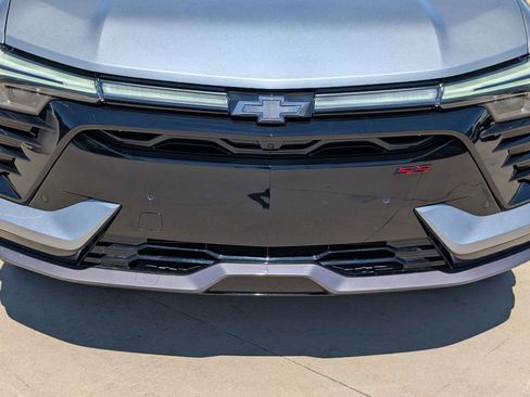 Used 2025 Chevrolet Blazer EV SS AWD/4WD image 9