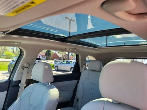 Used 2023 Kia Sorento X-Line EX image 35