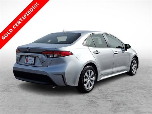 Certified 2025 Toyota Corolla LE image 6