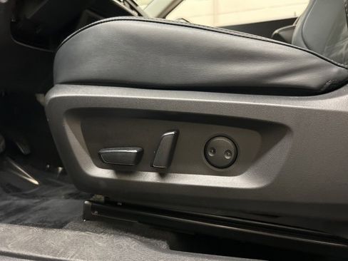 Used 2024 Mitsubishi Outlander SE image 31