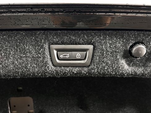 Used 2017 BMW 530i image 29