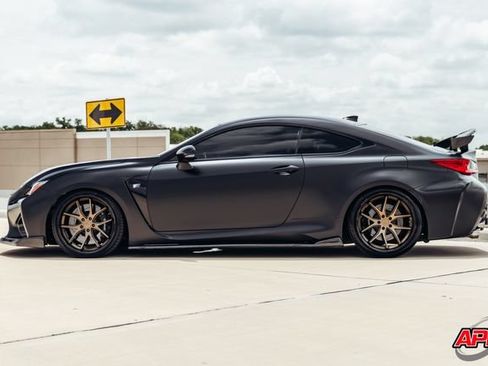 Used 2015 Lexus RC F w/ Premium Package RWD image 10