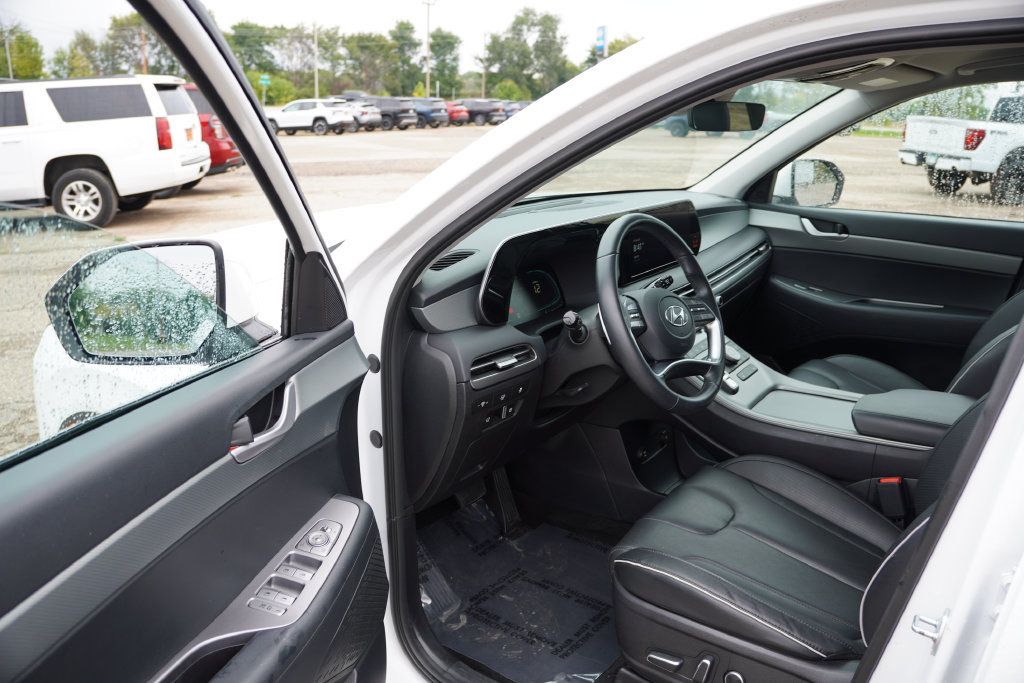 Used 2025 Hyundai Palisade SEL AWD/4WD image 14