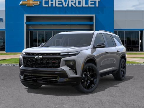 New 2026 Chevrolet Traverse RS w/ LPO, Floor Liner Package AWD/4WD image 6