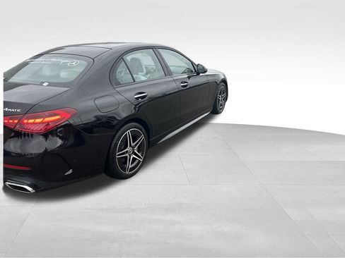 Used 2025 Mercedes-Benz C 300 4MATIC Sedan image 5