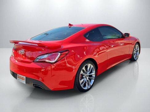 Used 2014 Hyundai Genesis 3.8 RWD image 11