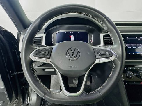 Used 2023 Volkswagen Atlas Cross Sport SE FWD image 11