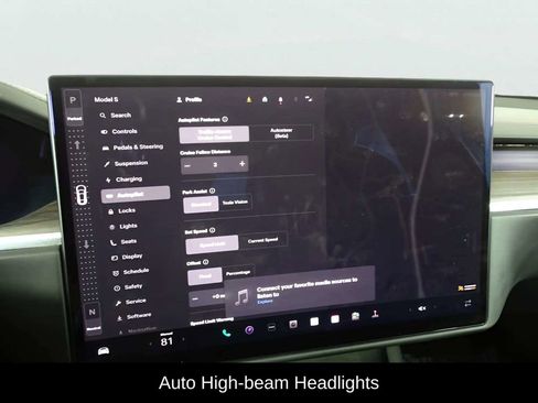 Used 2022 Tesla Model S Base image 14