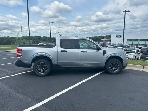 Certified 2022 Ford Maverick XLT w/ Equipment Group 300A Standard AWD/4WD image 9
