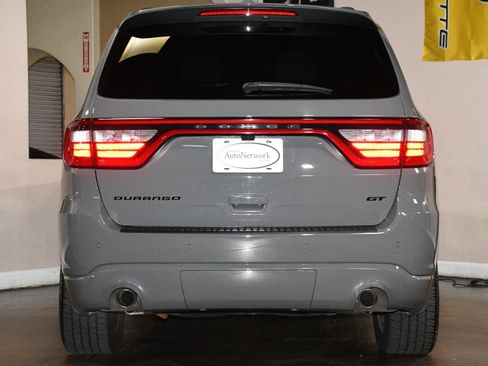 Used 2022 Dodge Durango GT RWD image 2