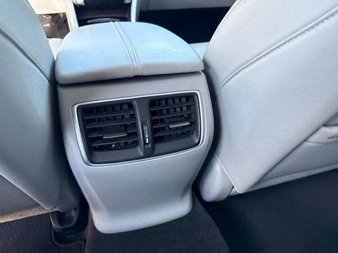 Used 2017 Acura TLX V6 image 15