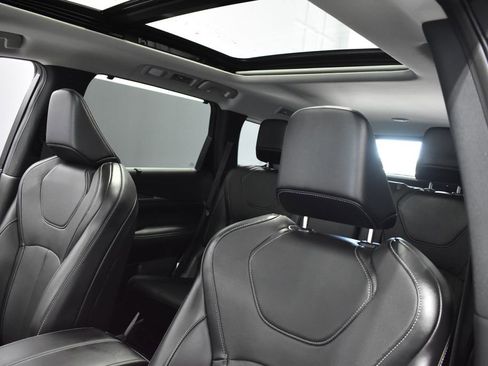 Used 2023 INFINITI QX60 Luxe AWD/4WD image 16