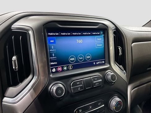 Used 2019 Chevrolet Silverado 1500 RST w/ Z71 Off-Road Package AWD/4WD image 16