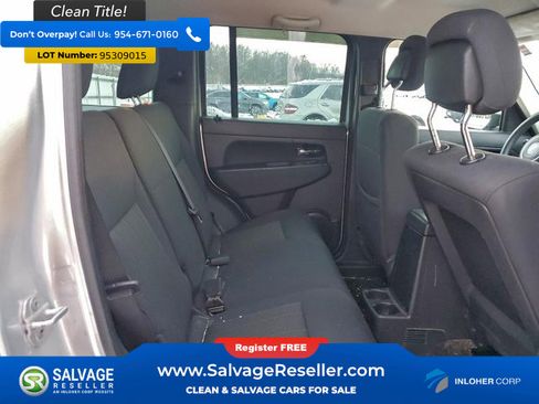 Used 2012 Jeep Liberty Sport image 15