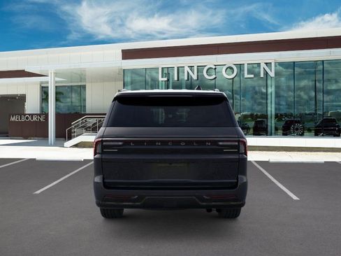 New 2025 Lincoln Navigator L Reserve w/ Jet Appearance Package image 5
