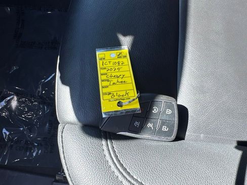 Used 2025 Chevrolet Tahoe LT AWD/4WD image 37