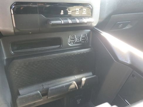 Used 2022 RAM 1500 Big Horn w/ Night Edition AWD/4WD image 21