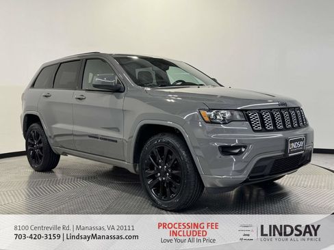 Used 2019 Jeep Grand Cherokee Altitude AWD/4WD image 1