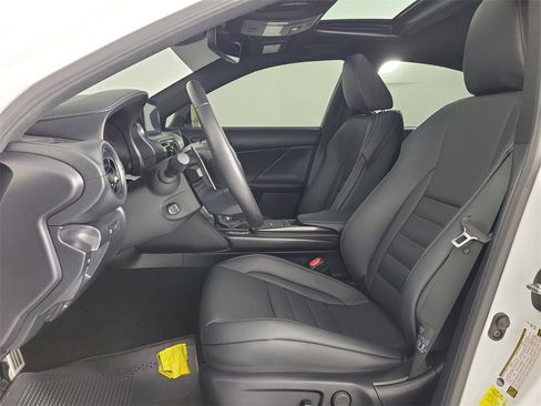 Used 2023 Lexus IS 350 F Sport w/ Navigation Package image 15