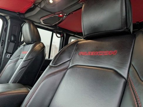 Used 2024 Jeep Wrangler Unlimited Rubicon image 9