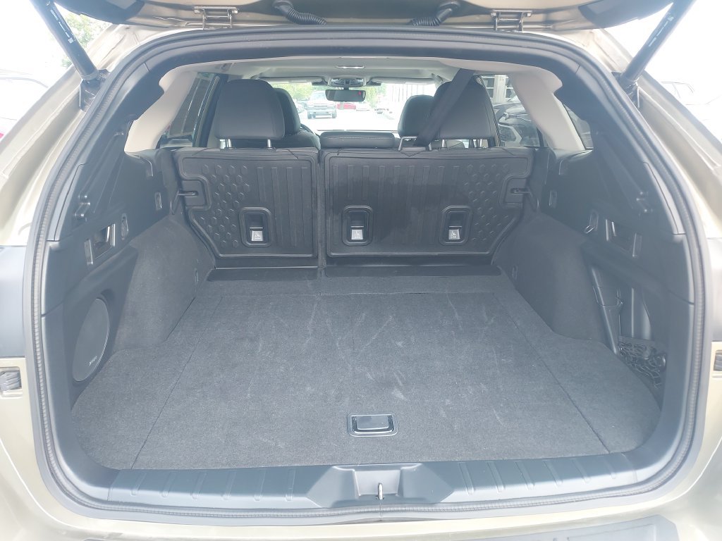 Certified 2025 Subaru Outback Onyx Edition AWD/4WD image 33