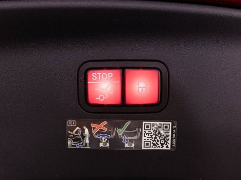 Used 2024 Mercedes-Benz AMG GT 63 S image 31