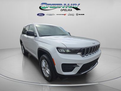 New 2025 Jeep Grand Cherokee Laredo