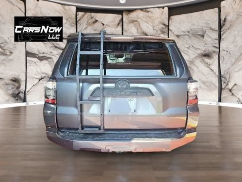 Used 2022 Toyota 4Runner SR5 AWD/4WD image 5