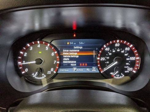 Used 2025 Nissan Frontier PRO-4X AWD/4WD image 13