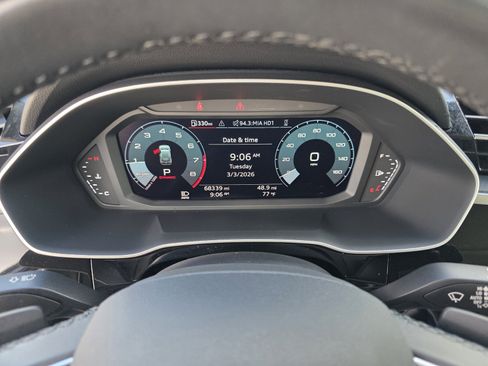 Used 2024 Audi Q3 2.0T Premium image 19