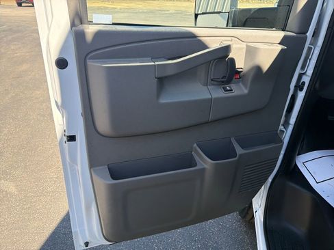 New 2026 GMC Savana 3500 w/ Power Convenience Package RWD image 12