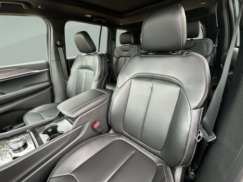 New 2026 Jeep Grand Cherokee Limited w/ Limited Altitude Package RWD image 14