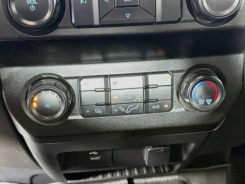 Used 2020 Ford F250 XL w/ Power Equipment Group AWD/4WD image 16