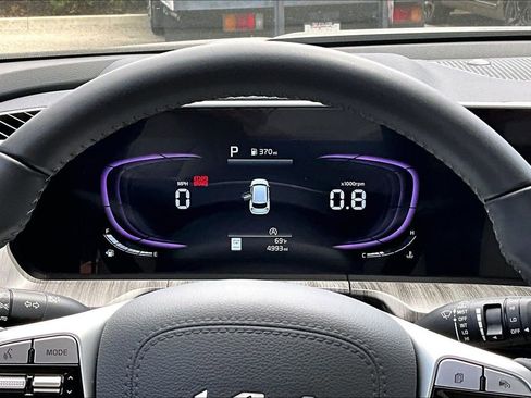 Certified 2025 Kia Telluride EX FWD image 13