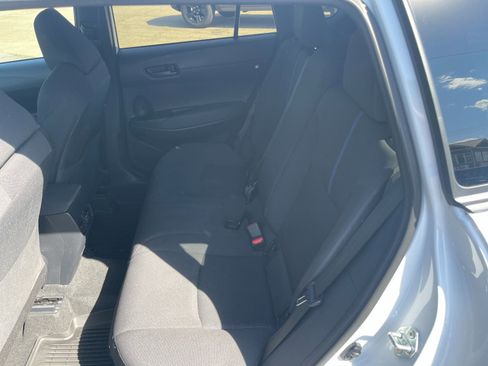 Used 2024 Toyota Corolla Cross AWD Hybrid w/ Moonroof Package image 13