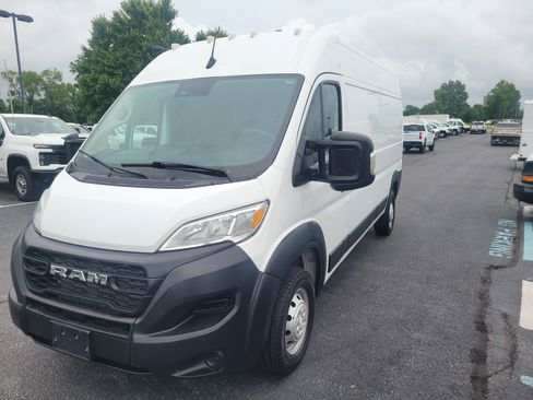 Used 2023 RAM ProMaster 2500 FWD image 8