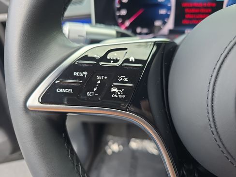 Certified 2025 Mercedes-Benz S 580e 4MATIC Sedan image 17
