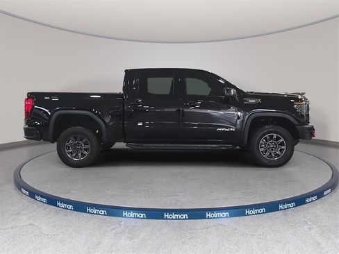Used 2024 GMC Sierra 1500 AT4X image 5