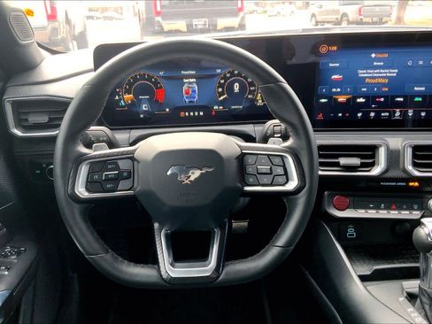 Used 2024 Ford Mustang GT Premium image 5