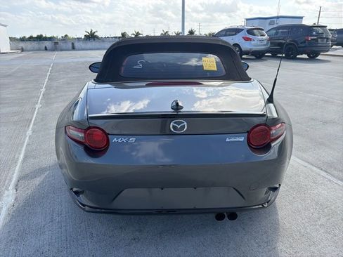 Used 2018 MAZDA MX-5 Miata Club w/ Brembo/BBS Package image 19