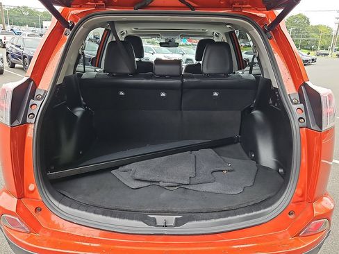 Used 2016 Toyota RAV4 Limited AWD/4WD image 31