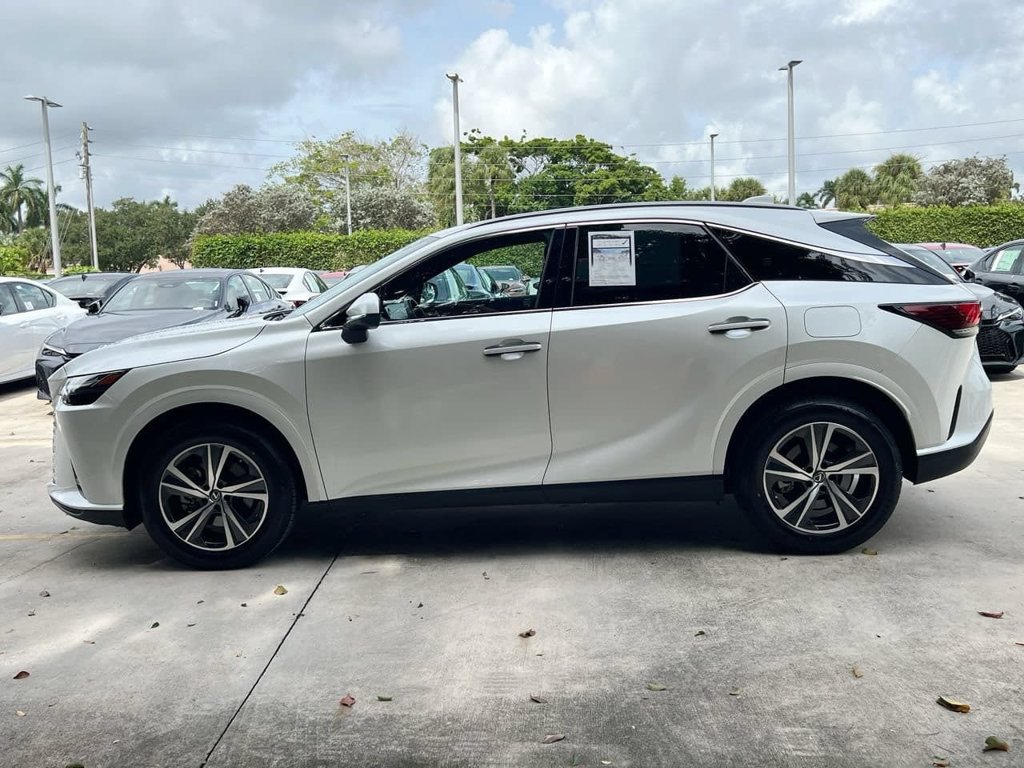 Certified 2025 Lexus RX 350 Premium FWD image 4