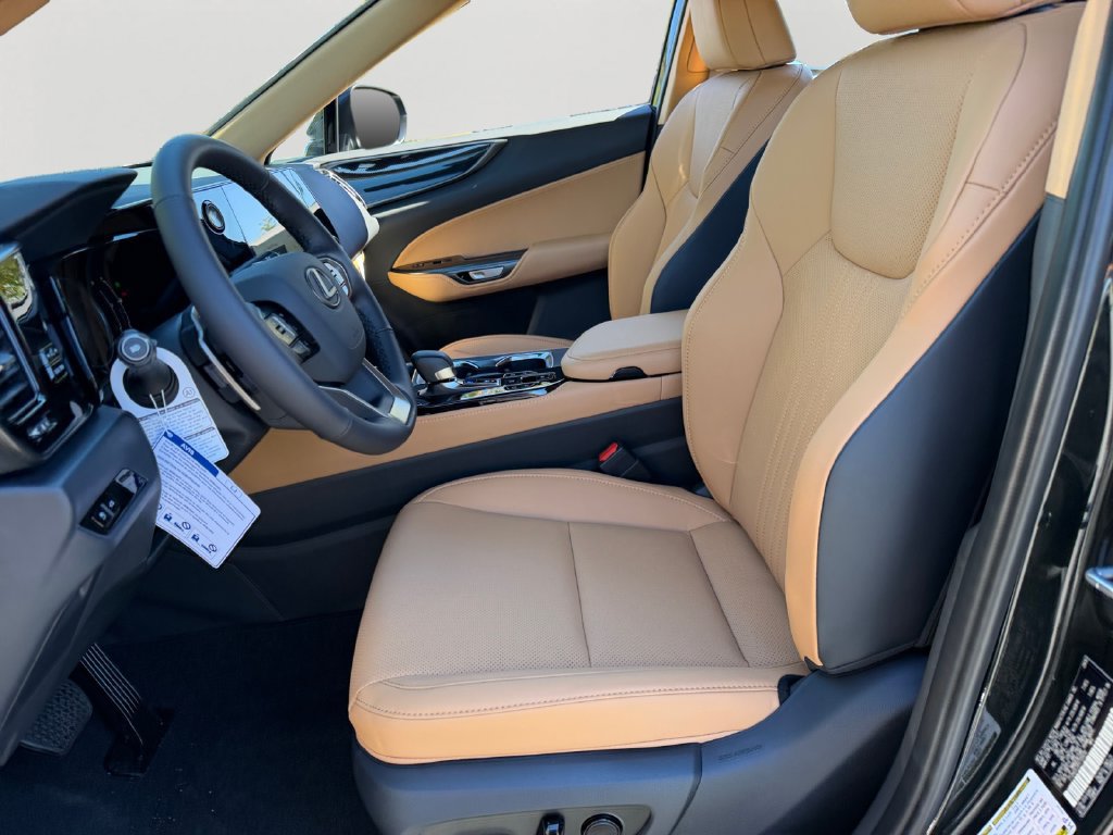 New 2026 Lexus NX 350 AWD image 12