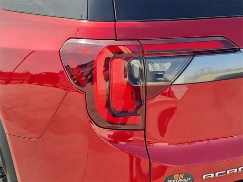 Used 2021 GMC Acadia AT4 w/ Technology Package image 34