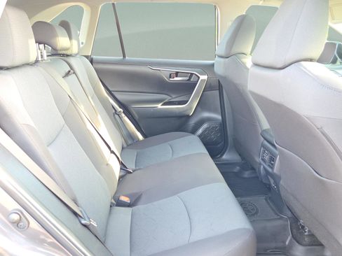 Certified 2025 Toyota RAV4 XLE image 19