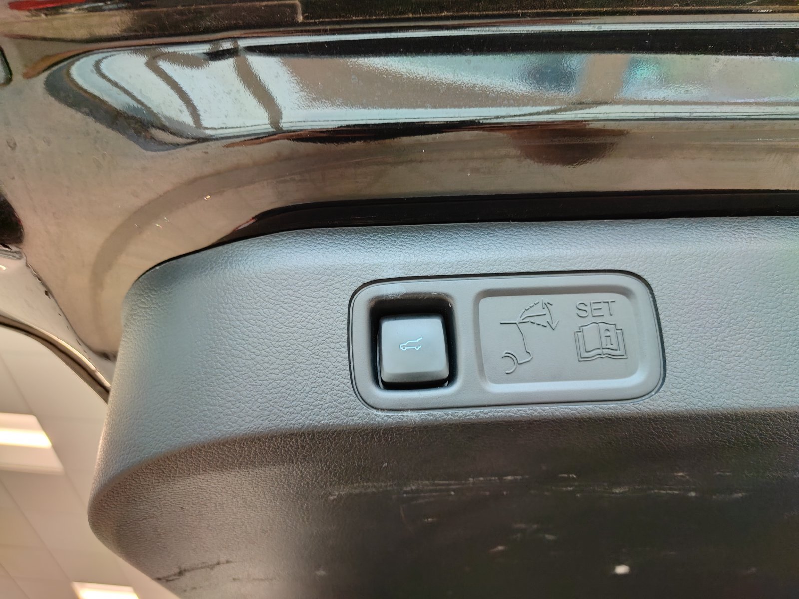 Used 2023 Ford Expedition XLT AWD/4WD image 18