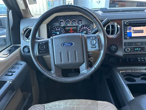 Used 2011 Ford F250 Lariat w/ Lariat Ultimate Pkg image 28
