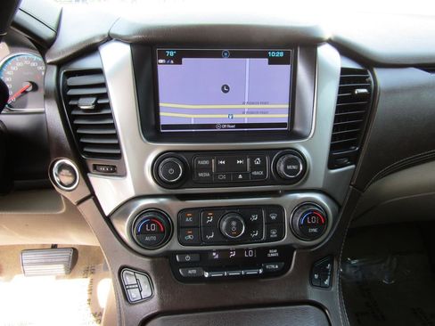 Used 2018 Chevrolet Suburban Premier w/ Max Trailering Package RWD image 21