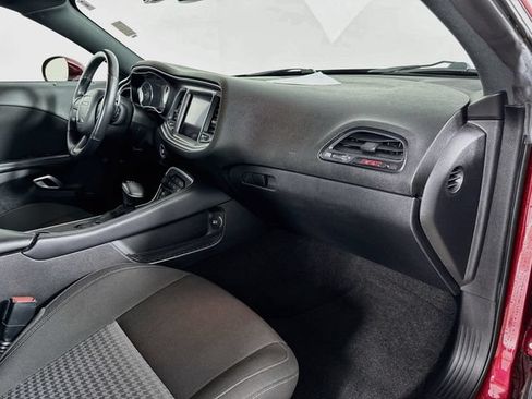 Used 2022 Dodge Challenger R/T Scat Pack RWD image 31